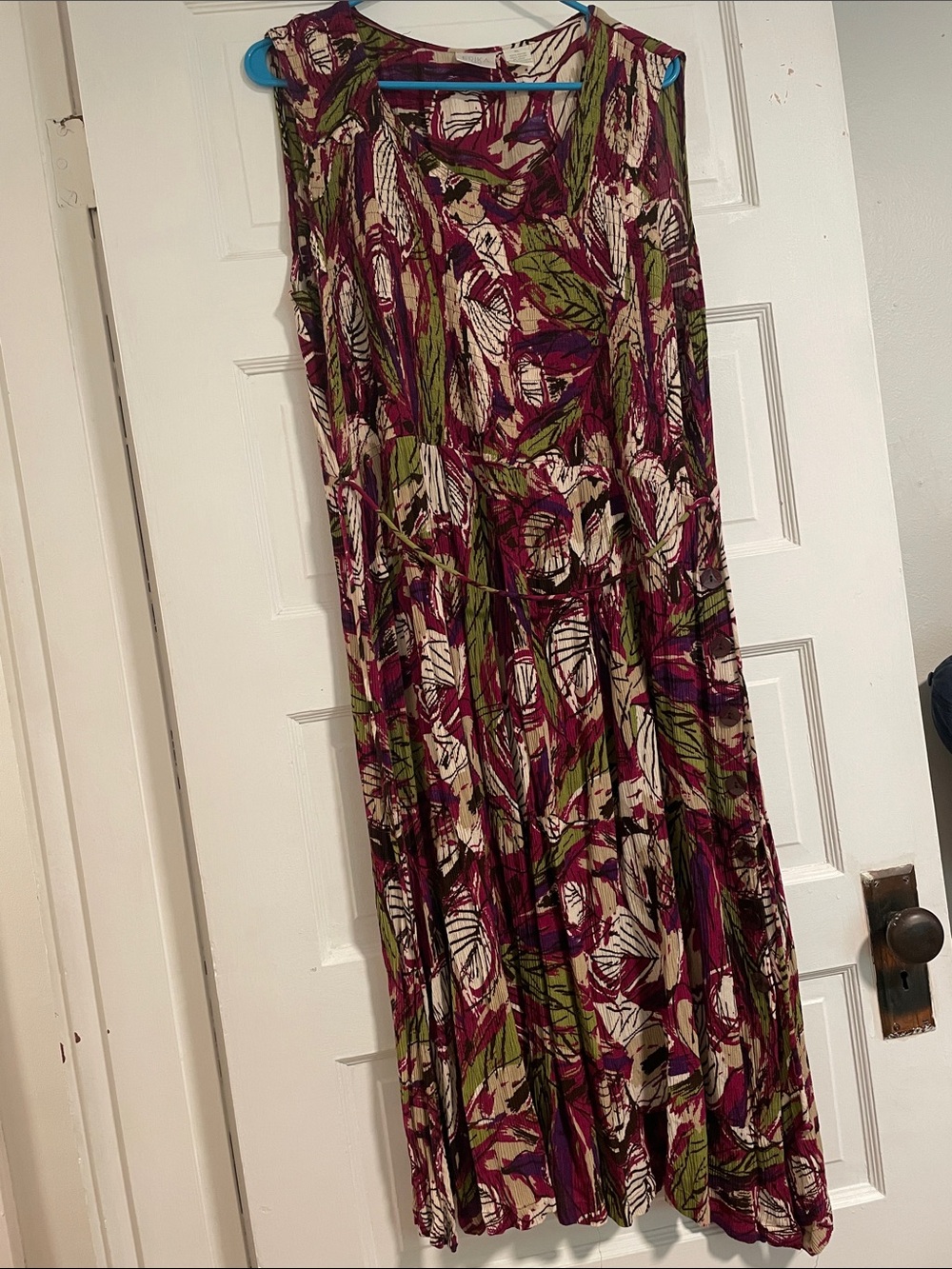Vintage Erika Dress XL 100% Rayon with smocking and crinkle.
